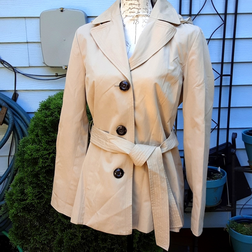 Ellen Tracy - image 1